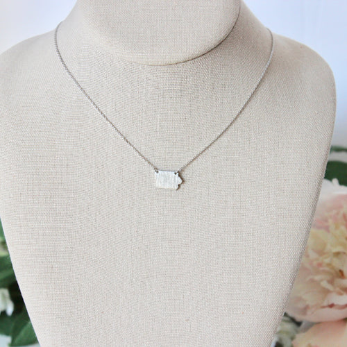 IOWA Girl Necklace Silver | Gold